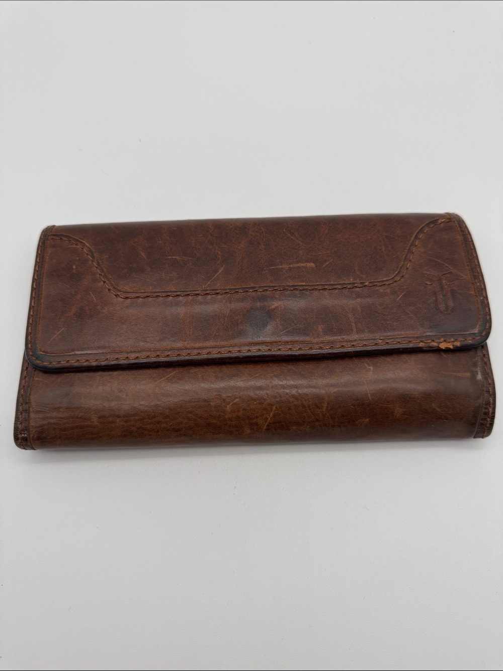 Frye Melissa Antique Leather Trifold Wallet Brown Distressed Patina